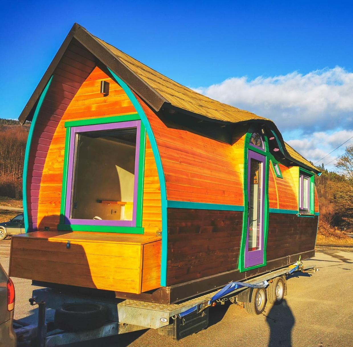 Central Tiny Houses Бухарест Экстерьер фото